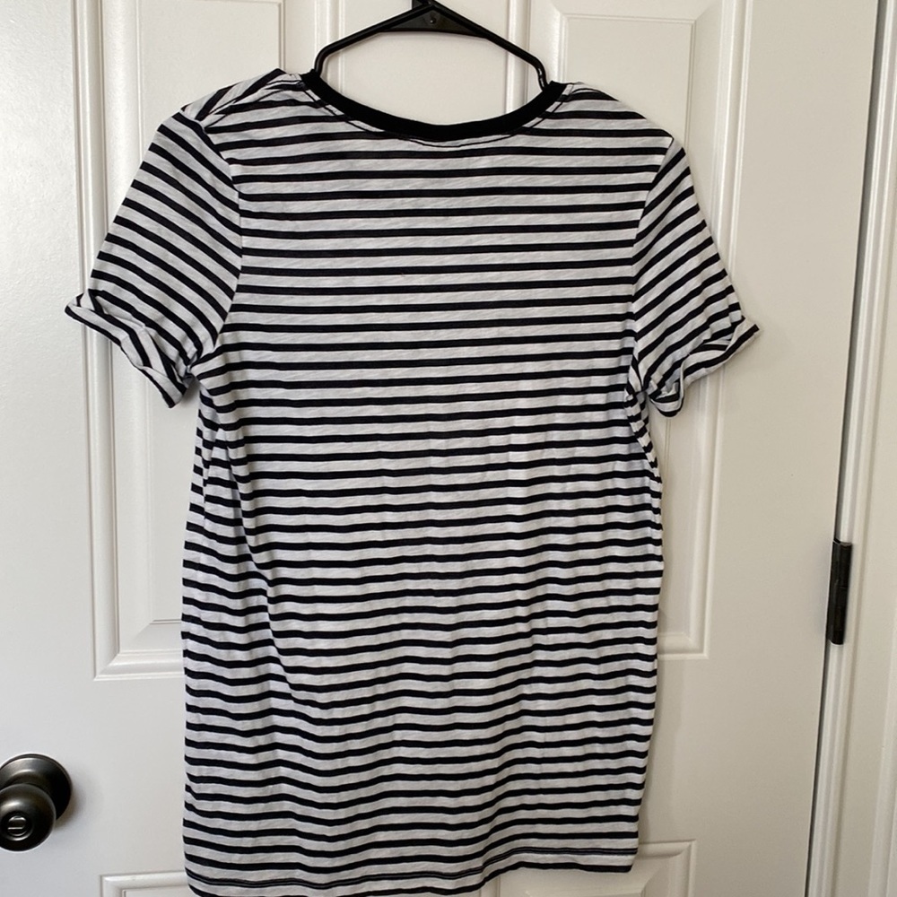 PINK black and white stripe t-shirt - Picture 5 of 5